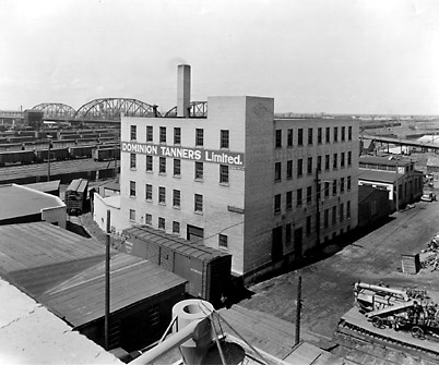  Dominion Tanners Building Dufferin Ave East Arlington Bridge 1937 04-592