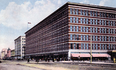  T Eaton Co store Portage Avenue 1908 04-732 Gary Becker Heritage Winnipeg