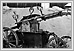  Premier chariot de pompe de feu. Burried sur la banque du fleuve d’Assiniboine près du pont principal en rue. 1904 N5003 08-092Lewis B. Foote Archives of Manitoba